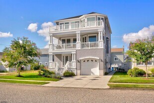 352 31st St S in Brigantine, NJ - Building Photo