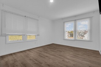 2466 Highland St in Detroit, MI - Building Photo - Building Photo