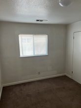 2700 Whitcomb Way in Modesto, CA - Building Photo - Building Photo