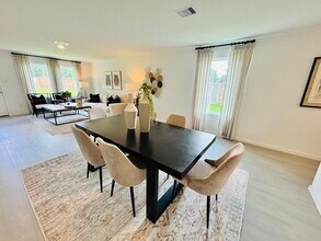 1747 W Stroker Rd in Crosby, TX - Building Photo - Building Photo