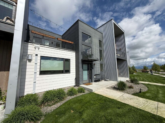 property at 3854 Blondie St