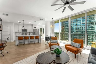 1080 Peachtree St NE in Atlanta, GA - Building Photo