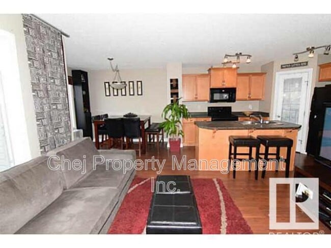 1571 Rutherford Rd SW in Edmonton, AB - Building Photo - Building Photo