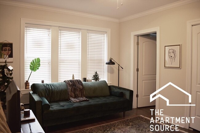 3819 N Greenview Ave, Unit 1N in Chicago, IL - Building Photo - Building Photo