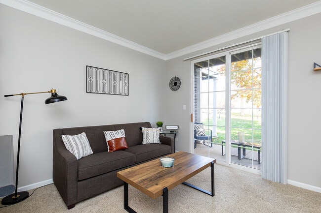 The Lakes Of Olentangy in Lewis Center, OH - Building Photo - Building Photo