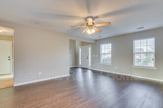 733 Keyes Dr in Grovetown, GA - Building Photo - Building Photo