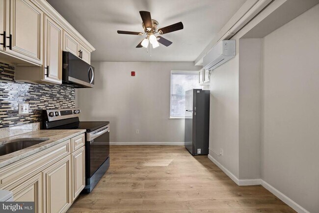 property at 42 S 19th St