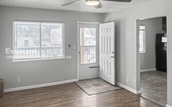 972 Concord Ave in Akron, OH - Foto de edificio - Building Photo