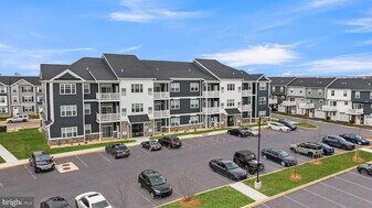 1201 Walnut Bottom Rd, Unit 8-1308 in Carlisle, PA - Building Photo