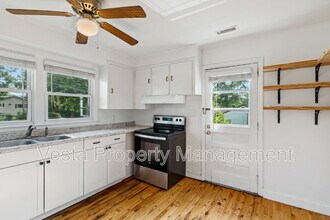 131 Moody Ave in Candler, NC - Building Photo - Building Photo