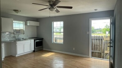6515 Avenue B in Houston, TX - Building Photo - Building Photo