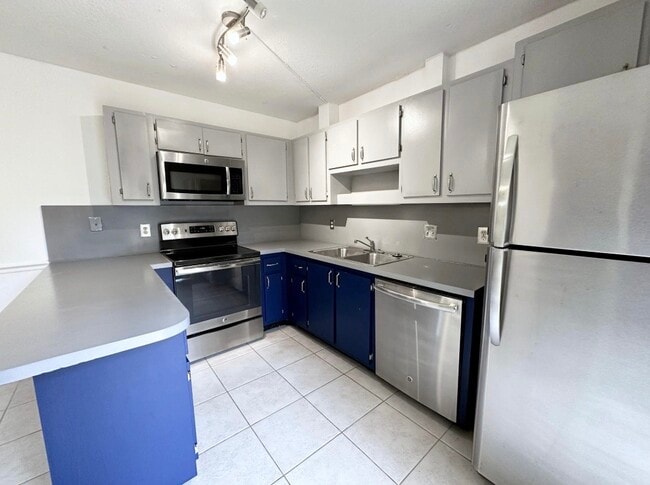 property at 3103 Spanish Wells Dr