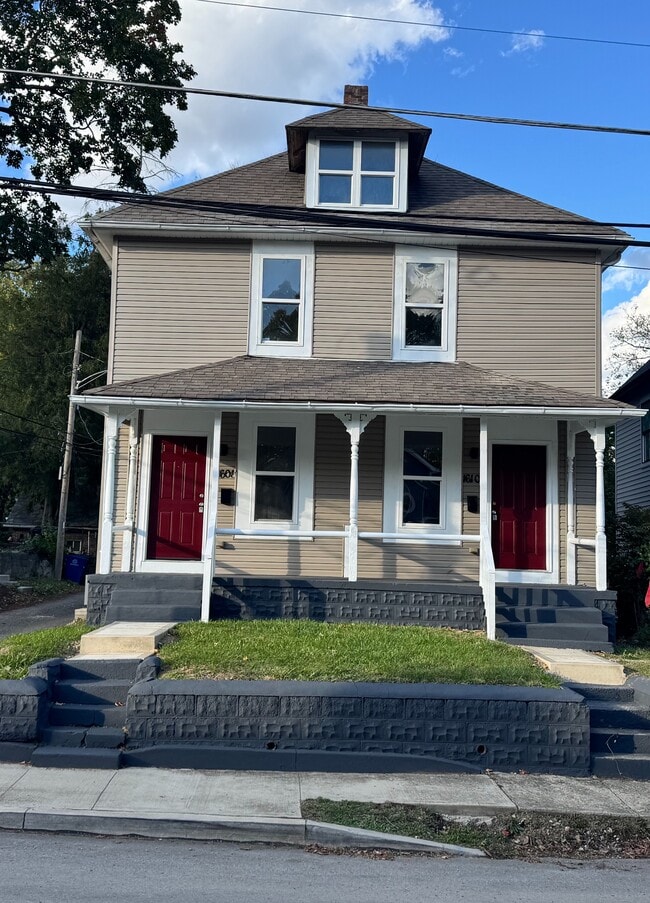 property at 1608-1610-1610 E Fulton St