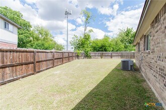 1102 Grace Point Dr in Killeen, TX - Building Photo - Building Photo