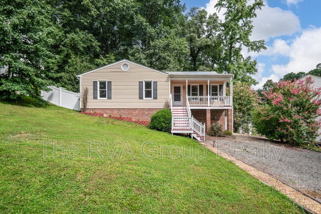4718 Mason Dale Dr in Richmond, VA - Building Photo - Building Photo