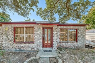8414 Flintridge Dr in Houston, TX - Building Photo - Building Photo