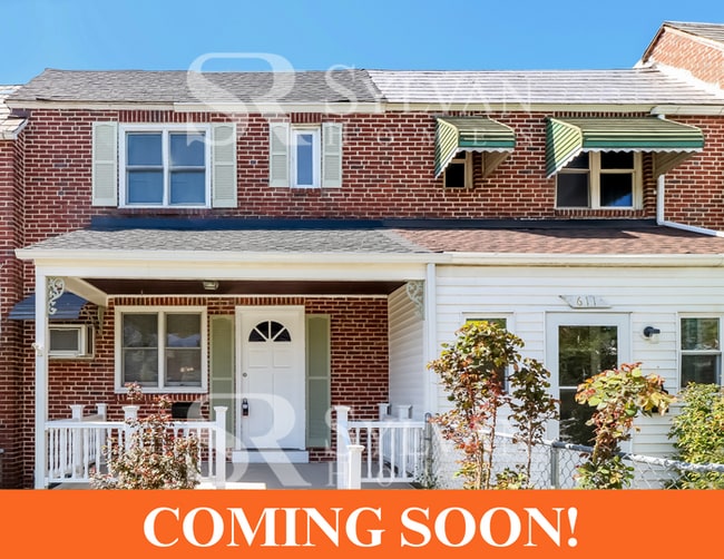 property at 613 E Jeffrey St
