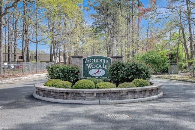 1372 Granada Ct in Newport News, VA - Building Photo - Building Photo