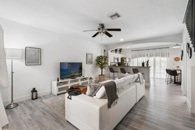 property at 1543 Westchester Ave