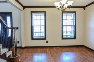 1240 Chinook Cir in Clarksville, TN - Building Photo - Building Photo