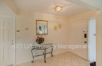 403 SE 33rd Terrace in Cape Coral, FL - Building Photo - Building Photo