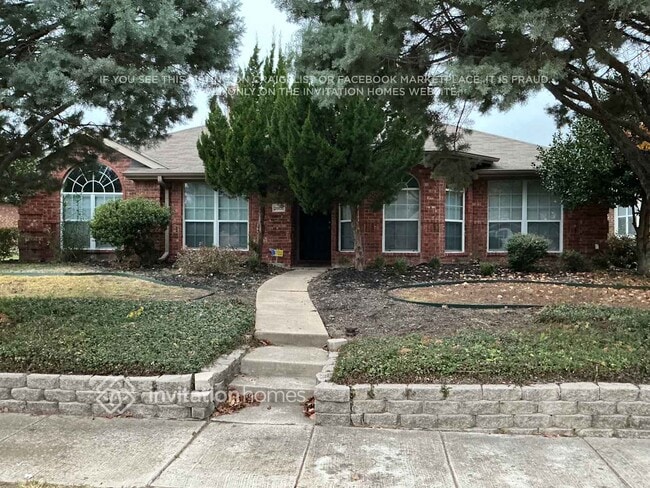 property at 2805 Beacon Hill Dr