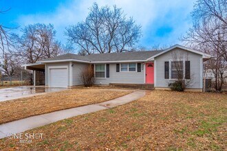 2473 Swenson St in Abilene, TX - Building Photo - Building Photo