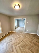 318 Murphy Ave, Unit Fl 1 in Endicott, NY - Foto de edificio - Building Photo