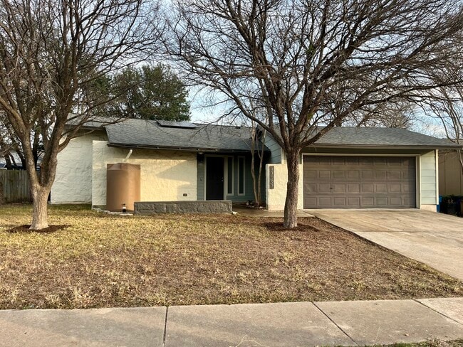 property at 13009 Lamplight Village Ave