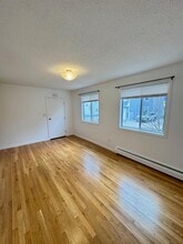 48 Dane St, Unit 1 in Somerville, MA - Building Photo - Building Photo