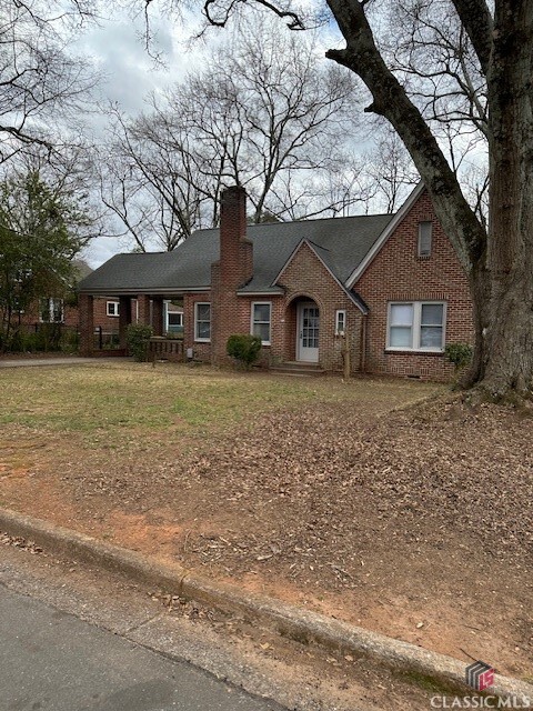 255 Oglethorpe Ave in Athens, GA - Building Photo