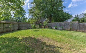 104 Sharyn Ln in Aiken, SC - Building Photo - Building Photo