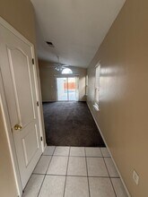 Cozy 3-Bedroom, 2-Bathroom Home in the Cam in Bakersfield, CA - Building Photo - Building Photo