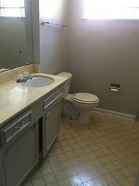 6331 Tautenhahn Rd photo'