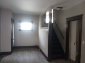 15421 Huntmere Ave in Cleveland, OH - Building Photo - Building Photo