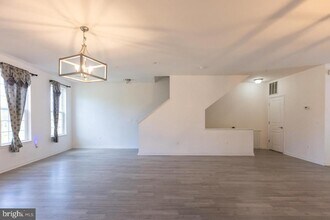 14766 Malloy Ct in Woodbridge, VA - Building Photo - Building Photo