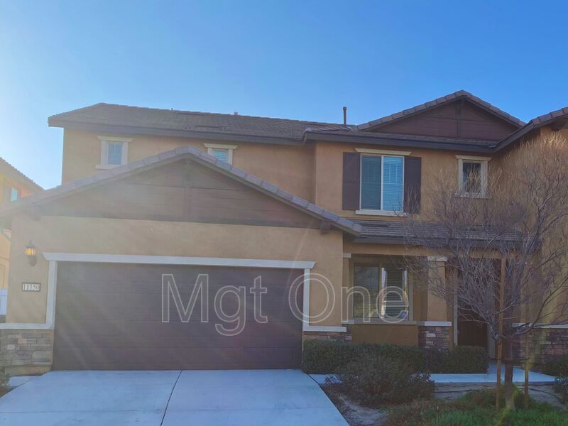 11150 Duran Dr in Jurupa Valley, CA - Building Photo