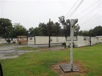 1448 Rosedale Dr in Port Arthur, TX - Building Photo