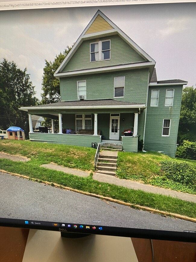 property at 42 West St