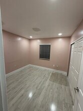 3565 NW 81st Terrace in Miami, FL - Building Photo - Building Photo