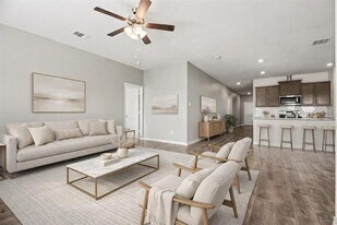 611 Saddle Club Way in Princeton, TX - Building Photo