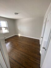 23 Willowhurst Crescent in Toronto, ON - Building Photo - Building Photo