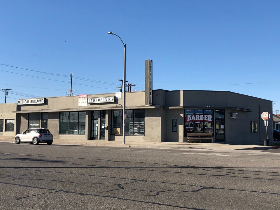 3007 Artesia Blvd in Torrance, CA - Building Photo