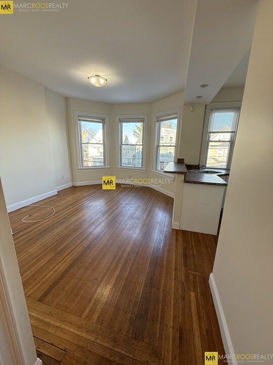 54 Ashford St, Unit 3 in Boston, MA - Building Photo