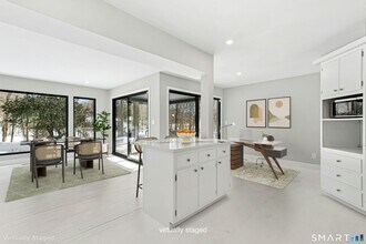 95 Louises Ln in New Canaan, CT - Building Photo - Building Photo