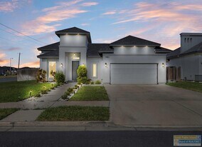 7401 Hana Dr in Brownsville, TX - Building Photo