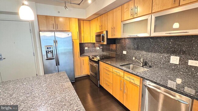 1025 1st St SE in Washington, DC - Building Photo - Building Photo