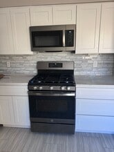 87 Pheasant Hill Dr NE in Albuquerque, NM - Building Photo - Building Photo