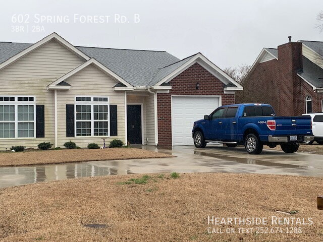 602 Spring Forest Rd in Greenville, NC - Building Photo