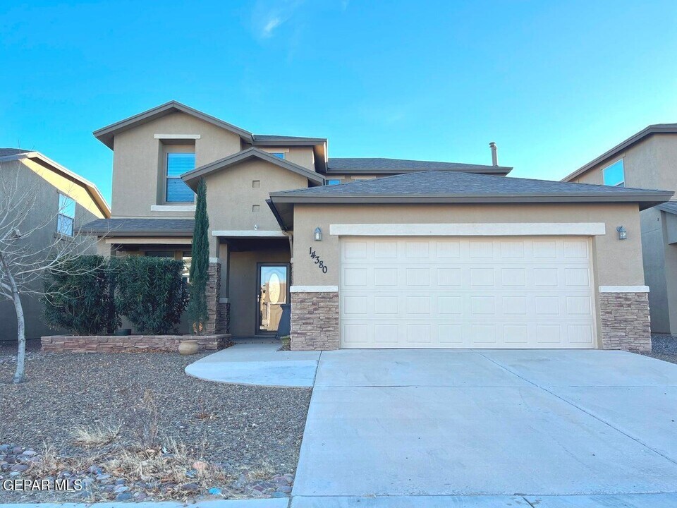 14380 Early Morn Ave in El Paso, TX - Building Photo